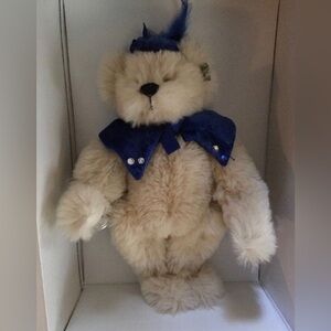 Limited Edition Annette Funicello "Eleanor" Bear – #495/5000